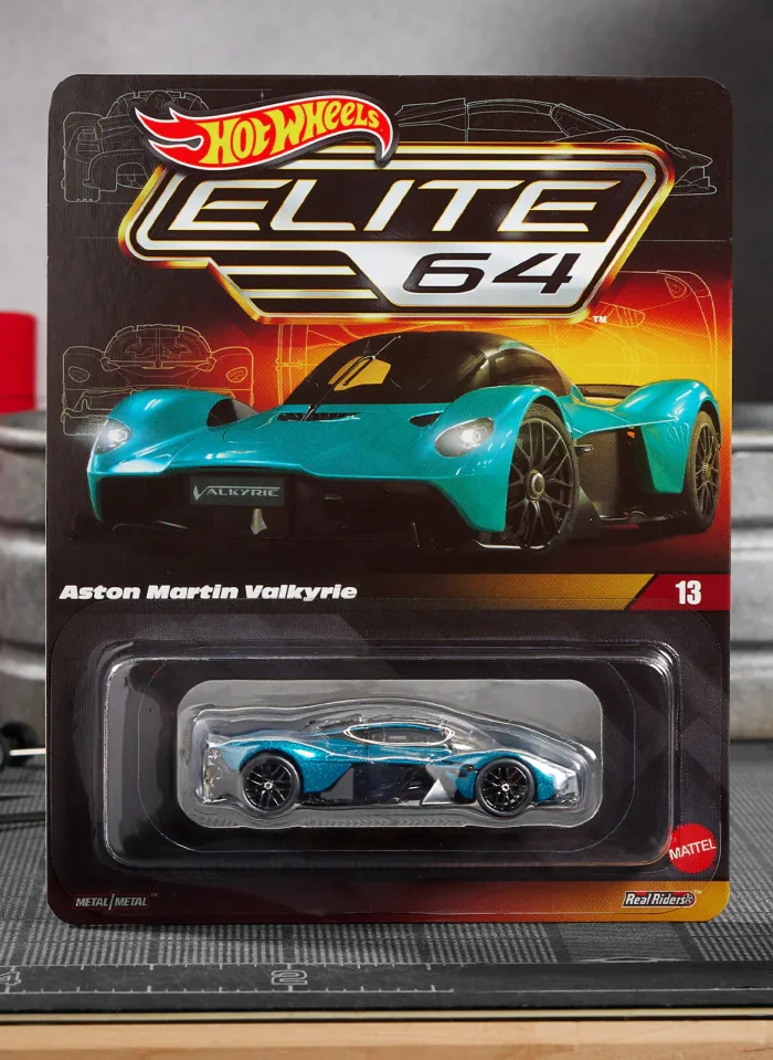 Hot Wheels - Elite 64 Aston Martin Valkyrie - Image 7