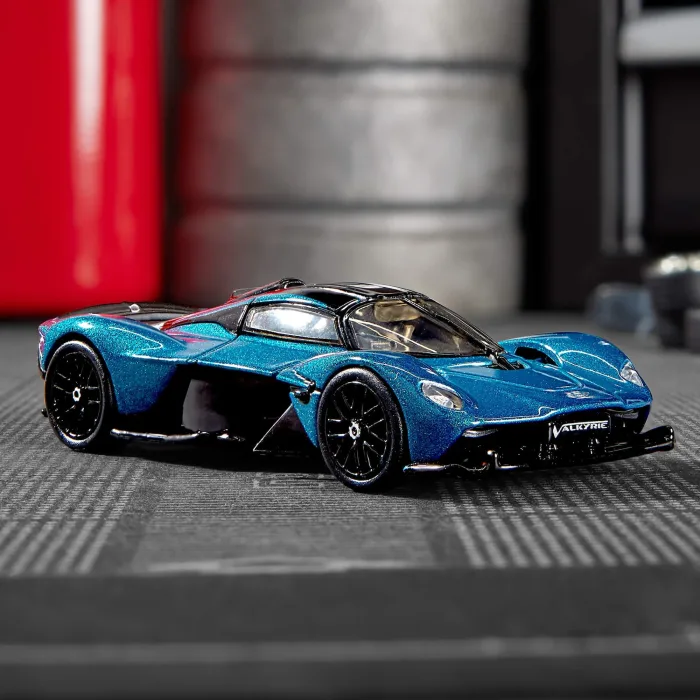 Hot Wheels - Elite 64 Aston Martin Valkyrie