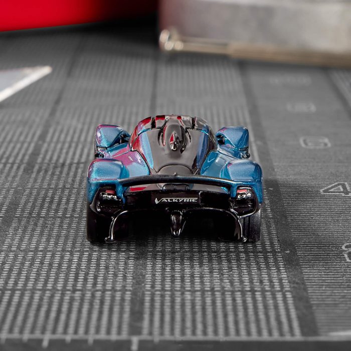 Hot Wheels - Elite 64 Aston Martin Valkyrie - Image 6